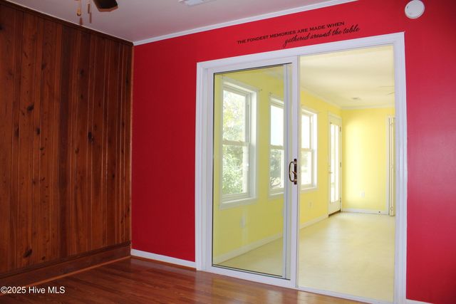 513 W Main Street, Beulaville, NC 28518