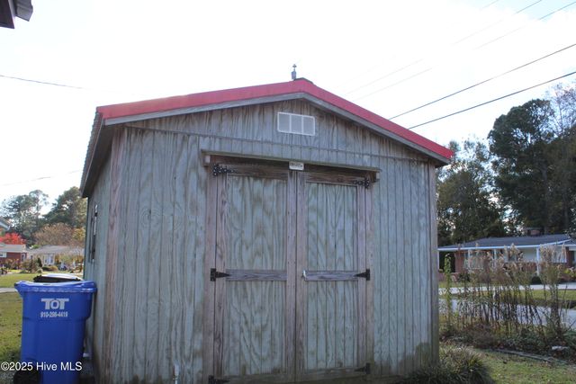 513 W Main Street, Beulaville, NC 28518