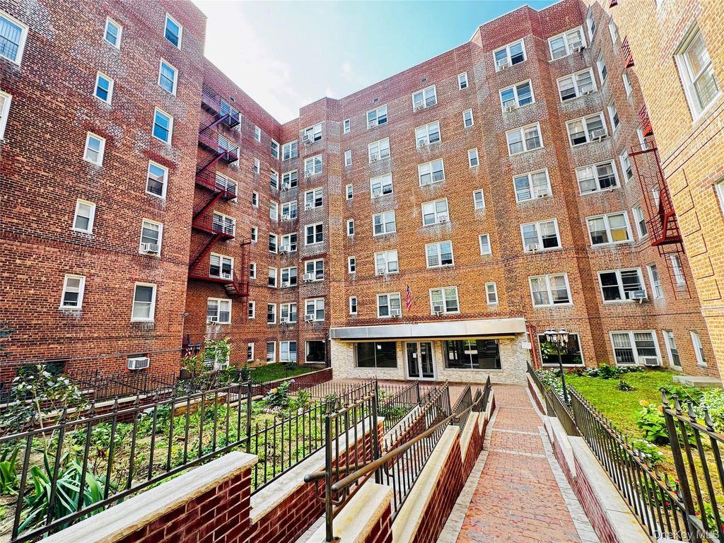 6360 102nd Street F20, Rego Park, NY 11374