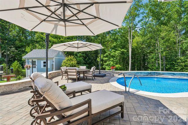 138 Campanile Drive, Mooresville, NC 28117