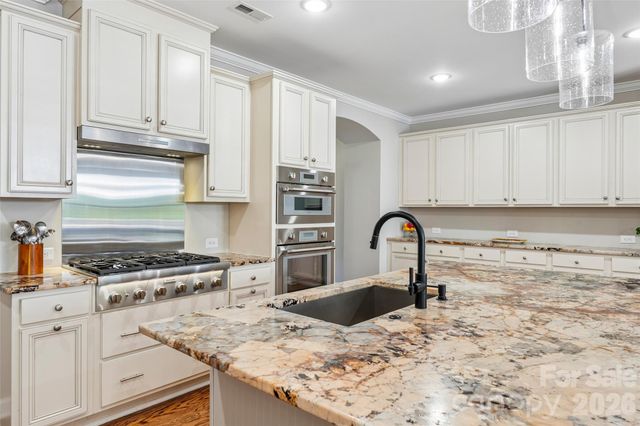 138 Campanile Drive, Mooresville, NC 28117