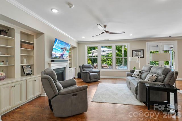 138 Campanile Drive, Mooresville, NC 28117