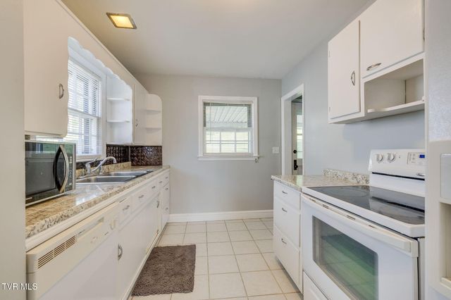 1347 Warpath Drive, Kingsport, TN 37664