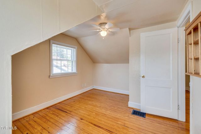 1347 Warpath Drive, Kingsport, TN 37664