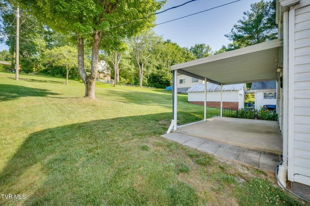 1347 Warpath Drive, Kingsport, TN 37664