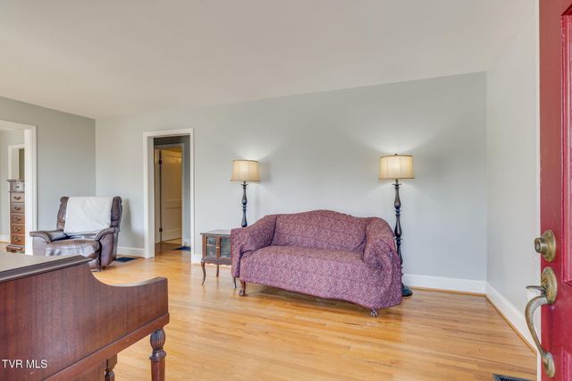 1347 Warpath Drive, Kingsport, TN 37664