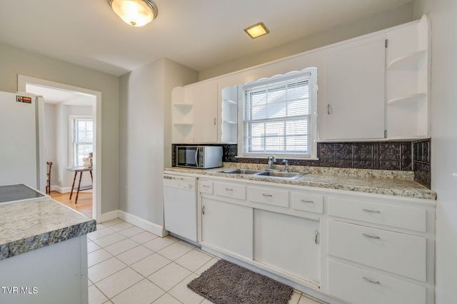 1347 Warpath Drive, Kingsport, TN 37664