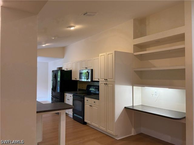 3260 72nd AVE NE, Naples, FL 34120