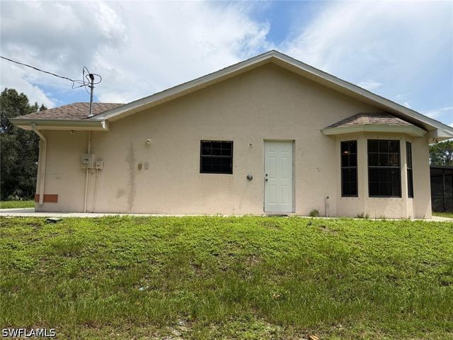 3260 72nd AVE NE, Naples, FL 34120