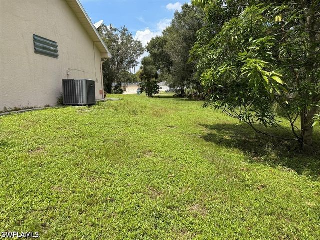 3260 72nd AVE NE, Naples, FL 34120