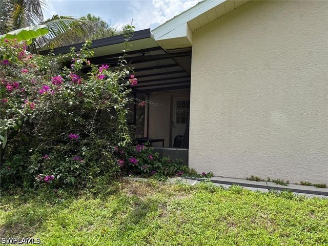 3260 72nd AVE NE, Naples, FL 34120