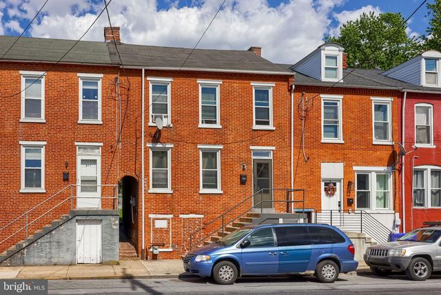 633 S QUEEN ST, Lancaster, PA 17603
