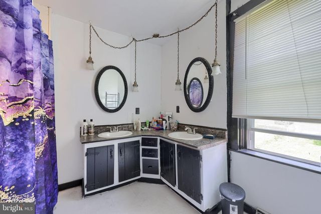 633 S QUEEN ST, Lancaster, PA 17603