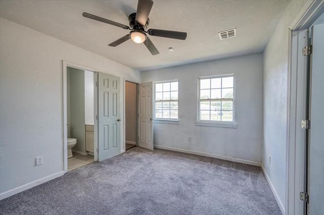 4040 Lynda Lane, Guthrie, OK 73044