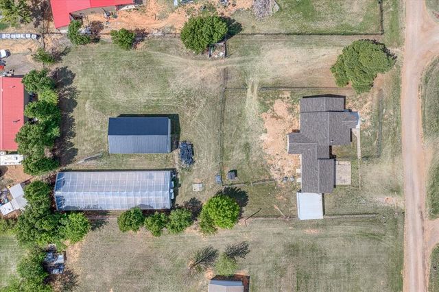 4040 Lynda Lane, Guthrie, OK 73044