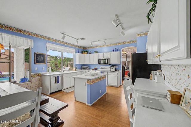 5352 W MERCURY Place, Chandler, AZ 85226
