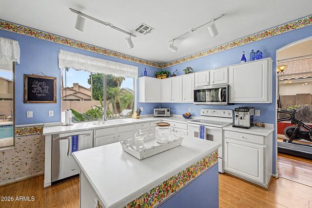 5352 W MERCURY Place, Chandler, AZ 85226