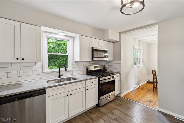 18630 Shurmer Road, Strongsville, OH 44136