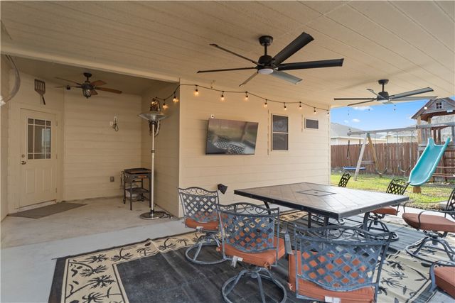 6913 Spring Wind, Corpus Christi, TX 78413