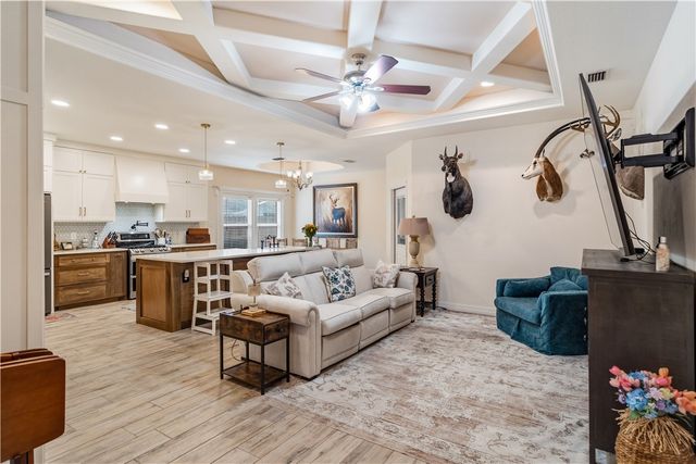 6913 Spring Wind, Corpus Christi, TX 78413