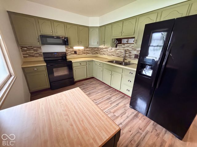 3162 Ashway Drive, Indianapolis, IN 46224
