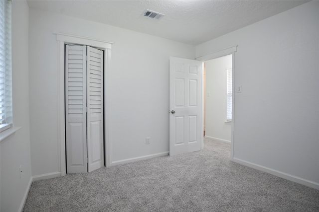2797 Wood Hollow Drive, League City, TX 77573