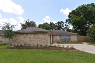 2797 Wood Hollow Drive, League City, TX 77573