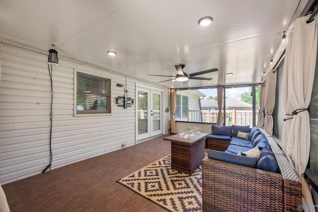 207 Backwood Trail, Hazel Green, AL 35750