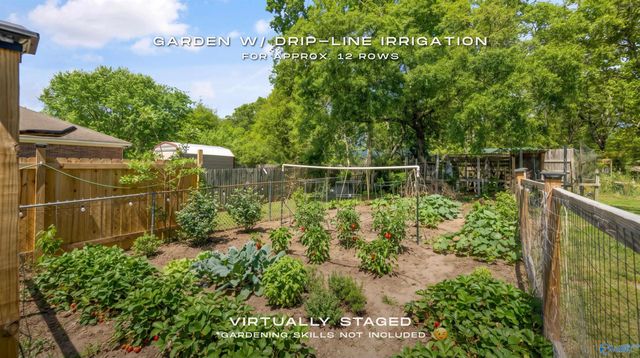 207 Backwood Trail, Hazel Green, AL 35750