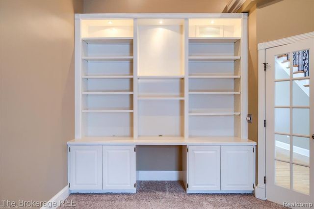 5475 Woodfield Parkway, Grand Blanc, MI 48439