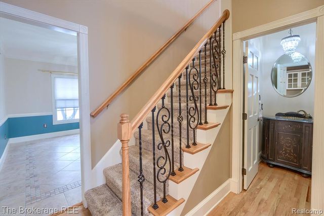 5475 Woodfield Parkway, Grand Blanc, MI 48439