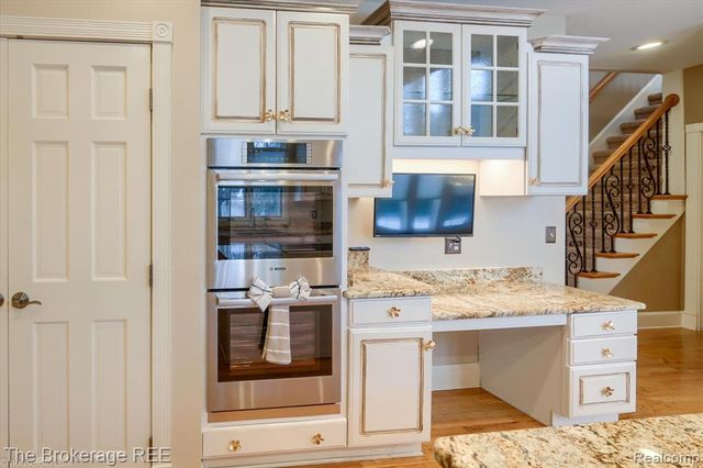 5475 Woodfield Parkway, Grand Blanc, MI 48439