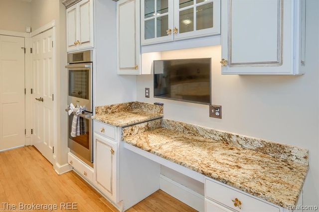 5475 Woodfield Parkway, Grand Blanc, MI 48439