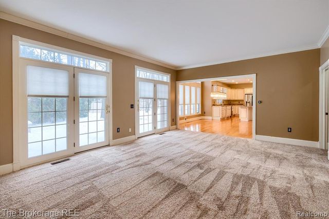 5475 Woodfield Parkway, Grand Blanc, MI 48439