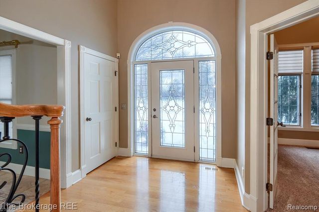 5475 Woodfield Parkway, Grand Blanc, MI 48439