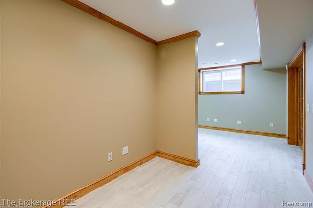 5475 Woodfield Parkway, Grand Blanc, MI 48439