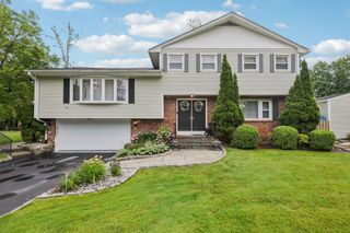 103 Worthington Road, White Plains, NY 10607
