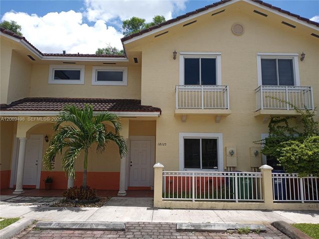 7427 NW 181st Terrace 7427, Hialeah, FL 33015