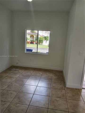 7427 NW 181st Terrace 7427, Hialeah, FL 33015