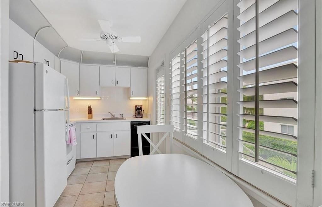 285 8th AVE S 285, NAPLES, FL 34102 — photo 5