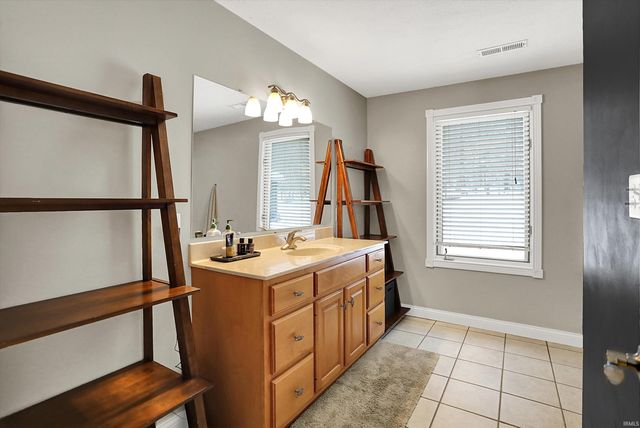 5832 E Mahalasville Road, Morgantown, IN 46160