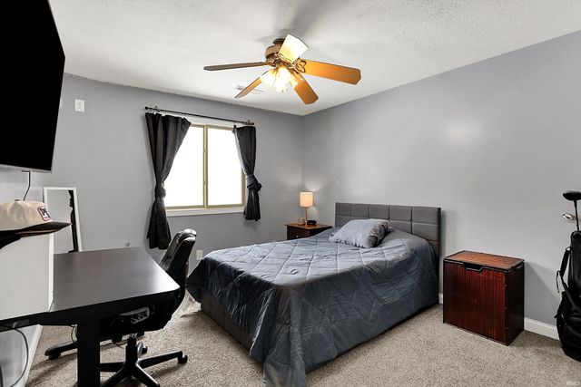 5832 E Mahalasville Road, Morgantown, IN 46160