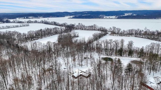 5832 E Mahalasville Road, Morgantown, IN 46160