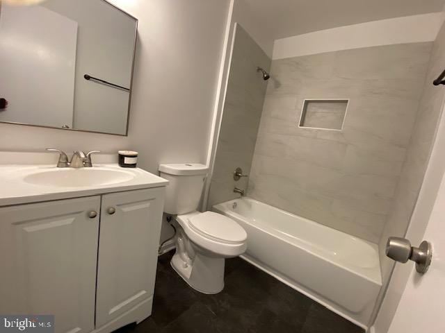 1201 DILLON CT, Capitol Heights, MD 20743