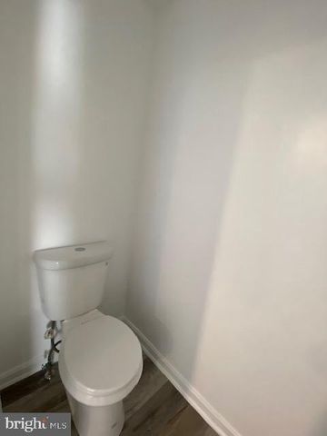 1201 DILLON CT, Capitol Heights, MD 20743