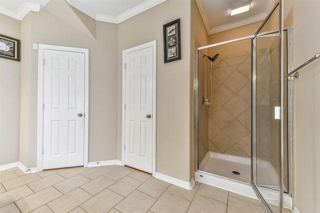 2425 Harbor Chase Drive, Pearland, TX 77584