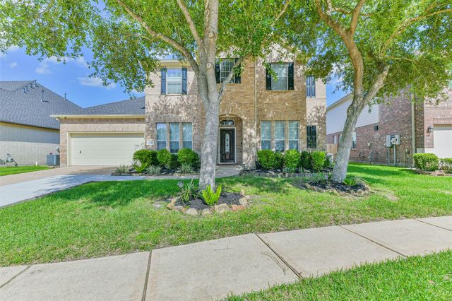 2425 Harbor Chase Drive, Pearland, TX 77584