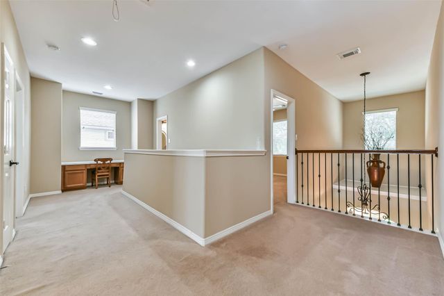 2425 Harbor Chase Drive, Pearland, TX 77584