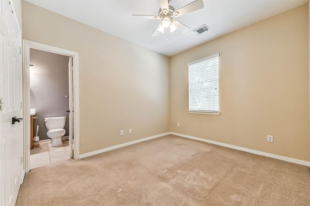 2425 Harbor Chase Drive, Pearland, TX 77584