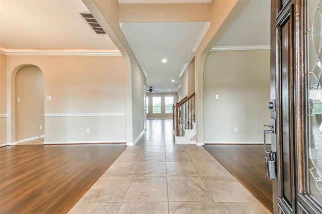 2425 Harbor Chase Drive, Pearland, TX 77584